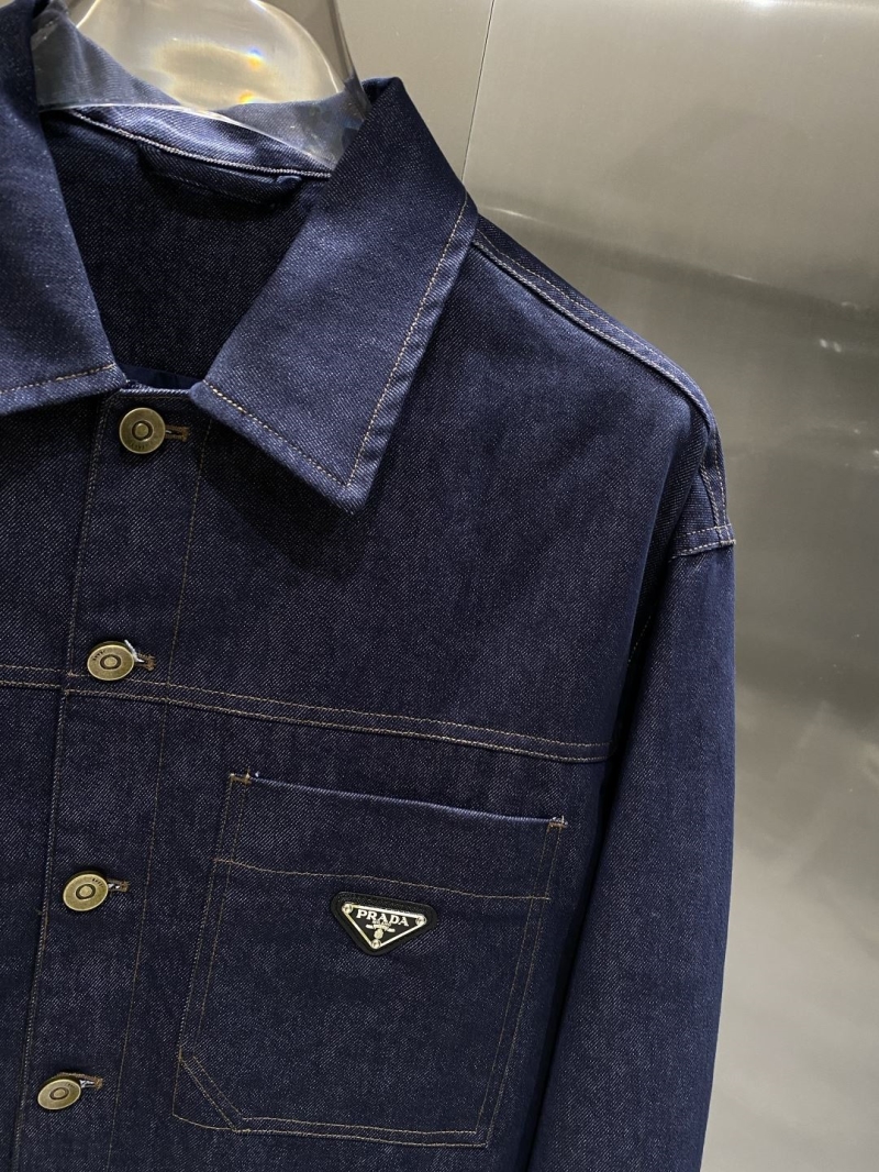 Pra*a outwear